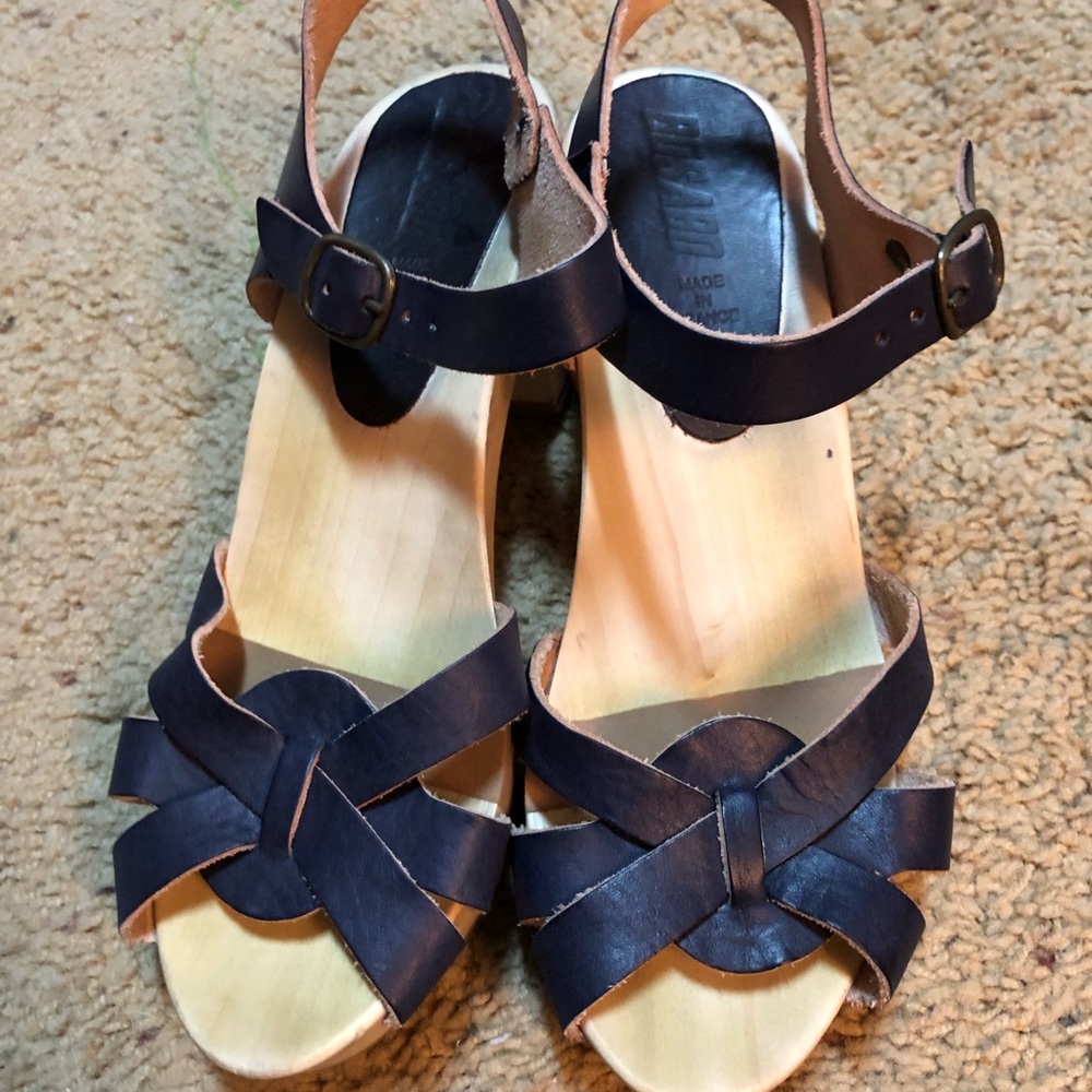 Busabo Navy Sandals